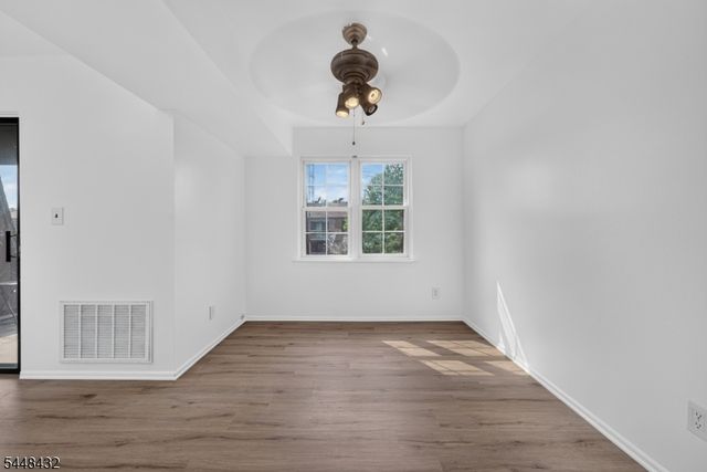 204 Sierra Ct, Woodbridge Twp., NJ 07095
