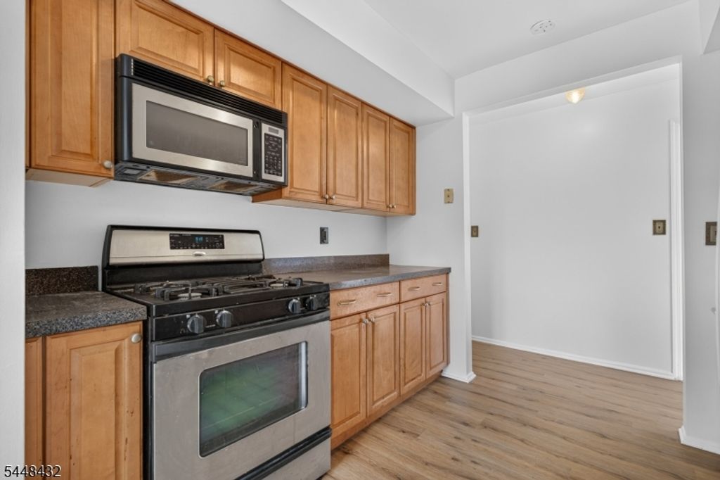 204 Sierra Ct, Woodbridge Twp., NJ 07095 — photo 5