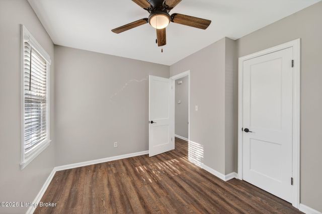 4019 Glenhurst Ave, Louisville, KY 40216