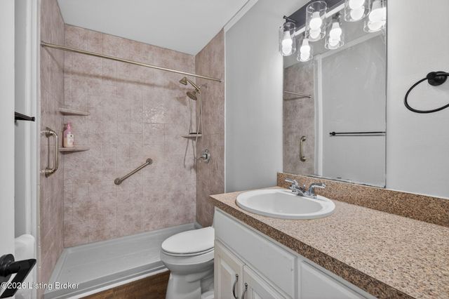 4019 Glenhurst Ave, Louisville, KY 40216