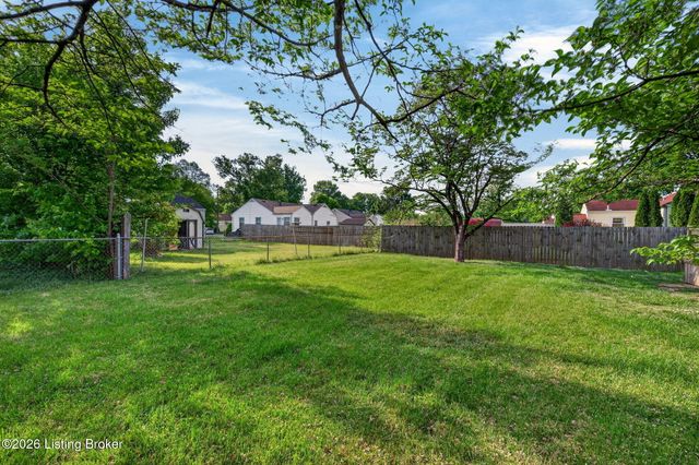 4019 Glenhurst Ave, Louisville, KY 40216