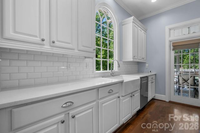 2953 Ninth Tee Drive, Newton, NC 28658