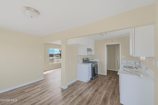 47703 E 28th Street, Lancaster, CA 93535