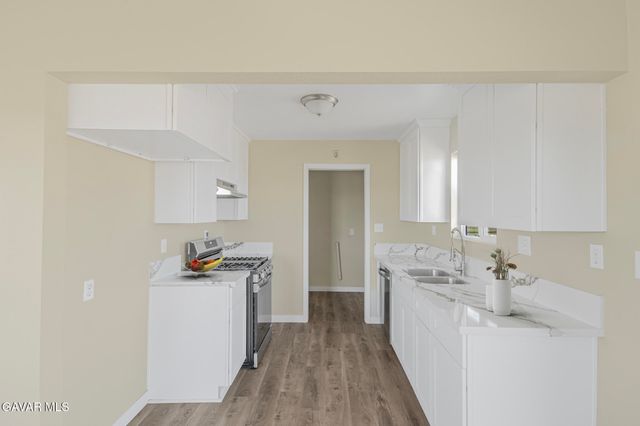 47703 E 28th Street, Lancaster, CA 93535