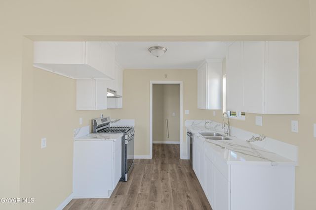 47703 E 28th Street, Lancaster, CA 93535