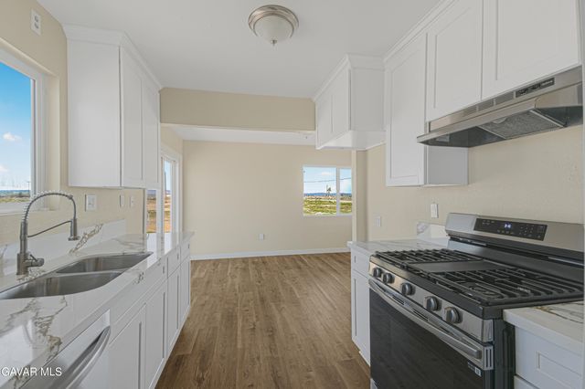 47703 E 28th Street, Lancaster, CA 93535