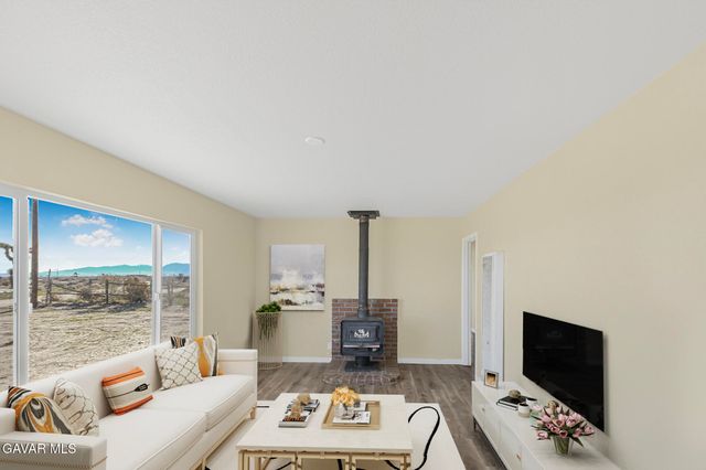 47703 E 28th Street, Lancaster, CA 93535