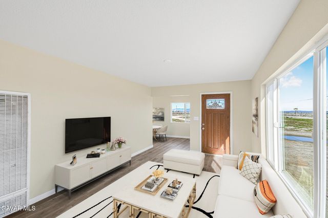 47703 E 28th Street, Lancaster, CA 93535