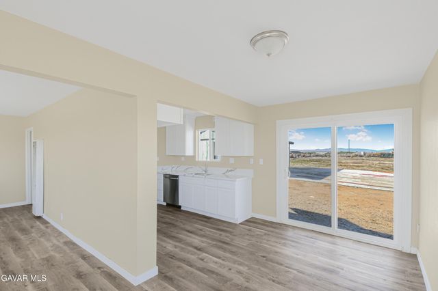 47703 E 28th Street, Lancaster, CA 93535