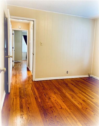 500 N Broadway Street, Leavenworth, KS 66048