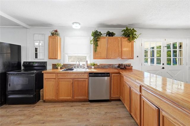 11 Lee Street, Rockmart, GA 30153