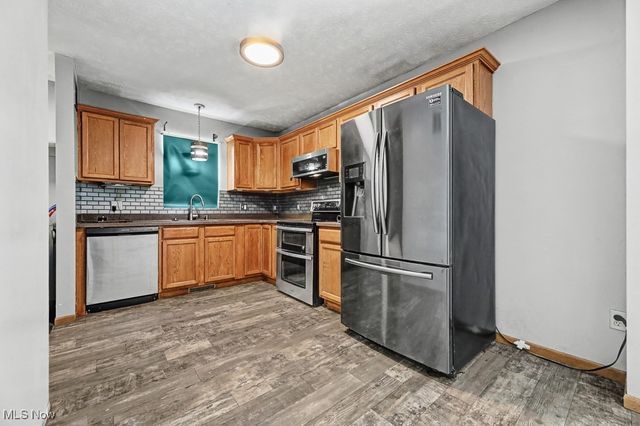 552 Hudson Avenue, Akron, OH 44306