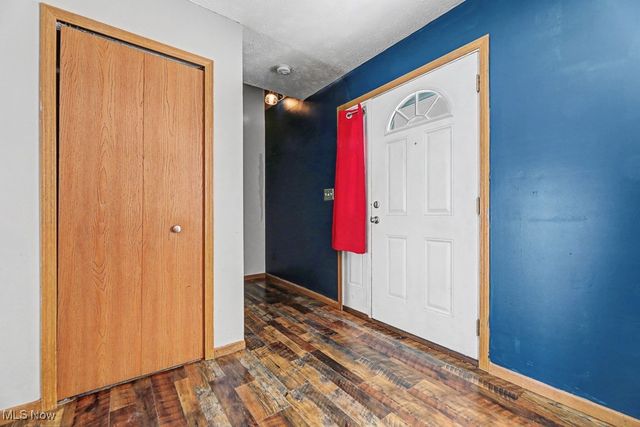 552 Hudson Avenue, Akron, OH 44306