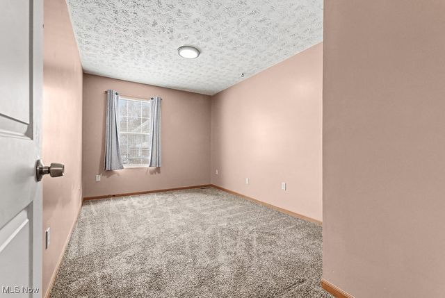 552 Hudson Avenue, Akron, OH 44306