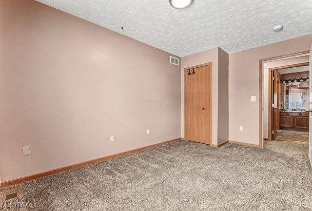 552 Hudson Avenue, Akron, OH 44306