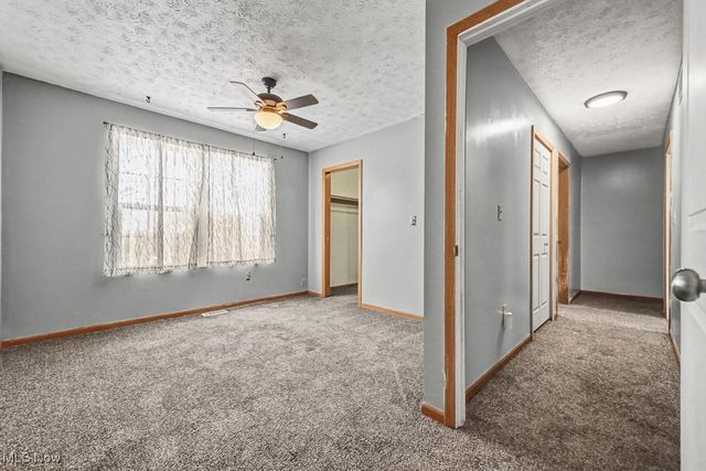 552 Hudson Avenue, Akron, OH 44306