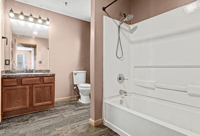 552 Hudson Avenue, Akron, OH 44306