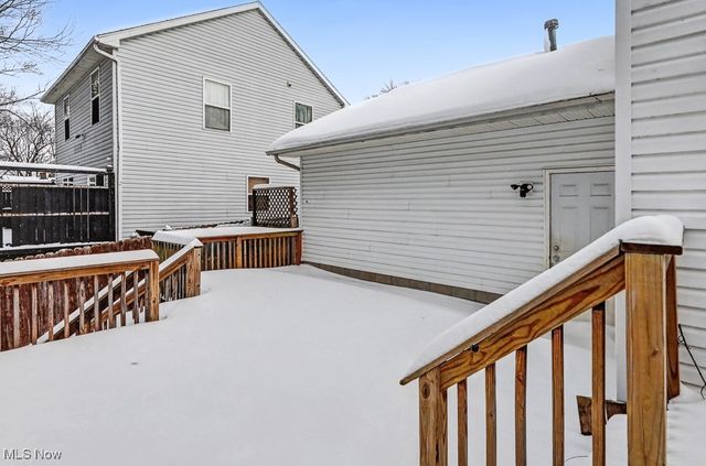 552 Hudson Avenue, Akron, OH 44306