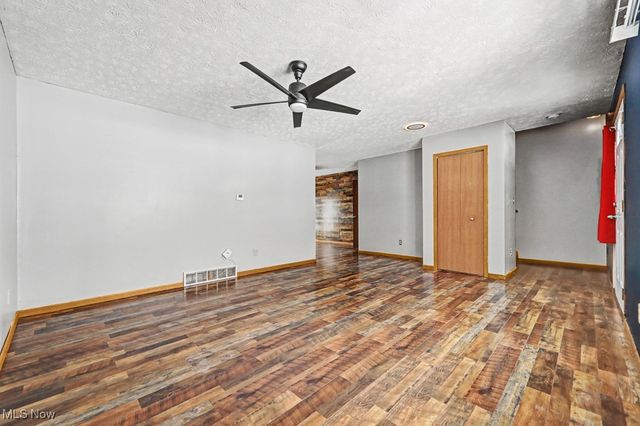 552 Hudson Avenue, Akron, OH 44306