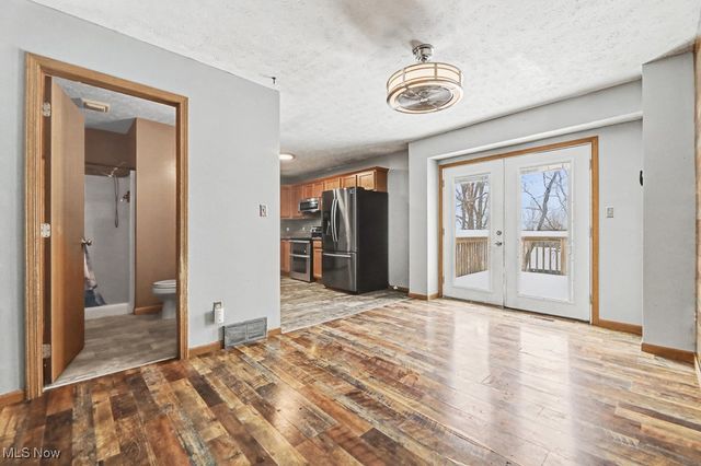 552 Hudson Avenue, Akron, OH 44306