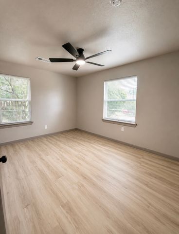 813 Nash Street, Rockwall, TX 75087