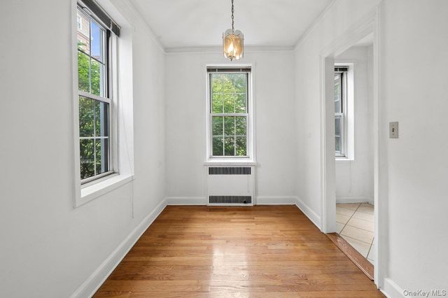 7 Midland Gardens 1M, Bronxville, NY 10708