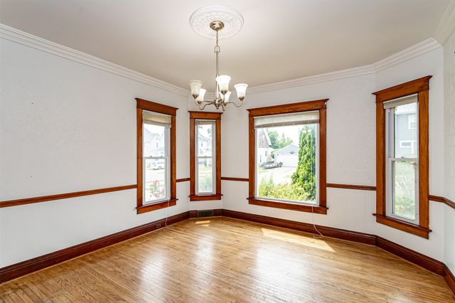 301 N 4th St Street, Marshalltown, IA 50158