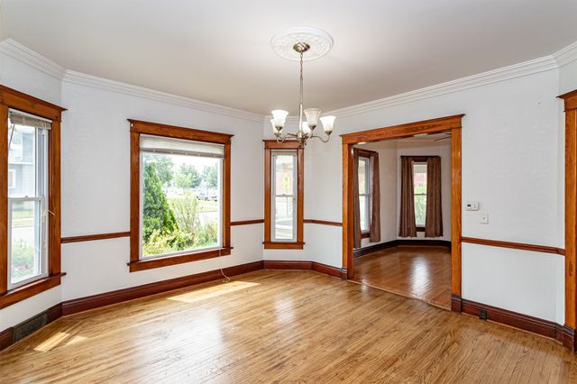 301 N 4th St Street, Marshalltown, IA 50158