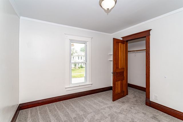 301 N 4th St Street, Marshalltown, IA 50158