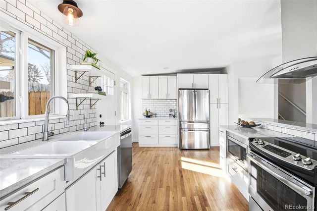 1511 S Corona Street, Denver, CO 80210