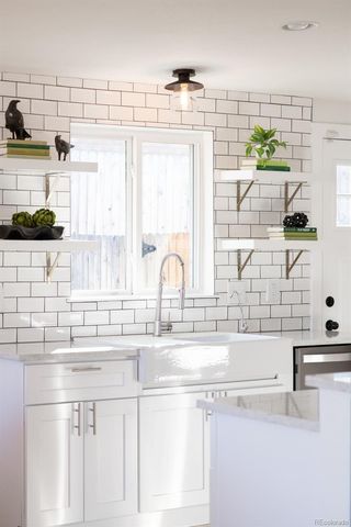 1511 S Corona Street, Denver, CO 80210