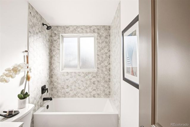 1511 S Corona Street, Denver, CO 80210