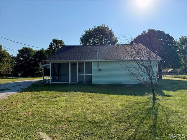 5059 Smith Drive, Edwardsville, IL 62025