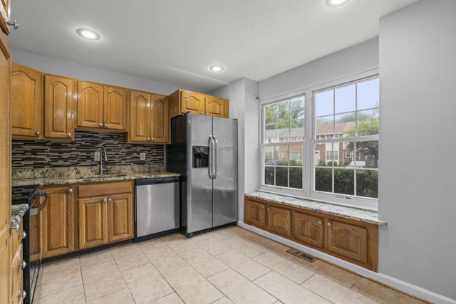 8437 SNOWDEN OAKS PL, Laurel, MD 20708