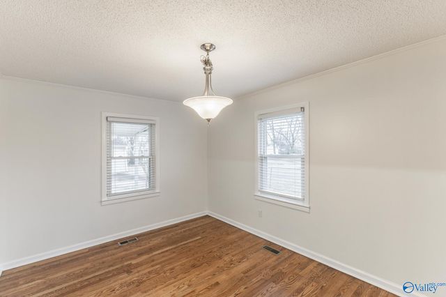 300 Beirne Avenue, Huntsville, AL 35801