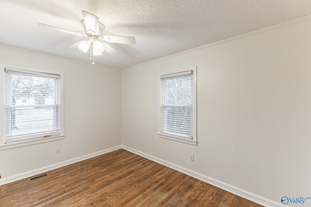 300 Beirne Avenue, Huntsville, AL 35801