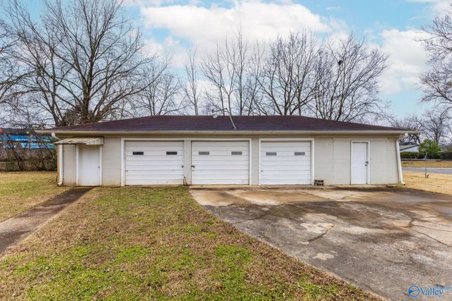 300 Beirne Avenue, Huntsville, AL 35801