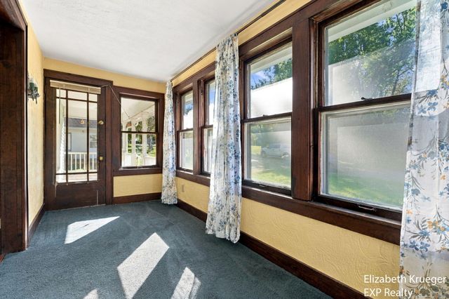 2129 Byrd Drive, Portage, MI 49002