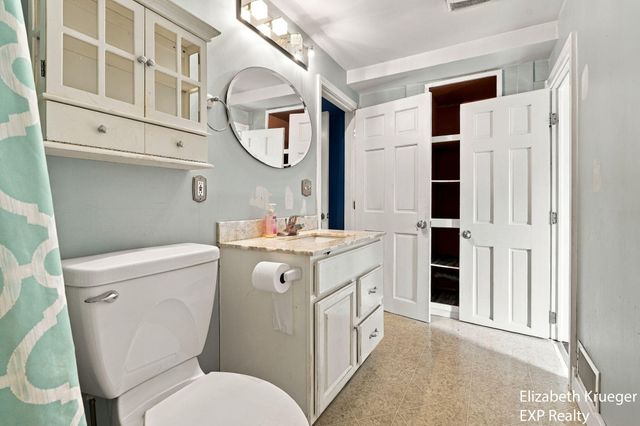 2129 Byrd Drive, Portage, MI 49002