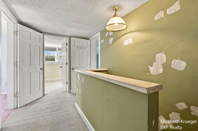 2129 Byrd Drive, Portage, MI 49002