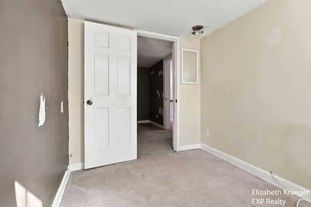 2129 Byrd Drive, Portage, MI 49002