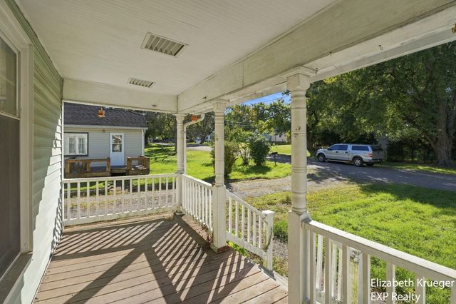 2129 Byrd Drive, Portage, MI 49002
