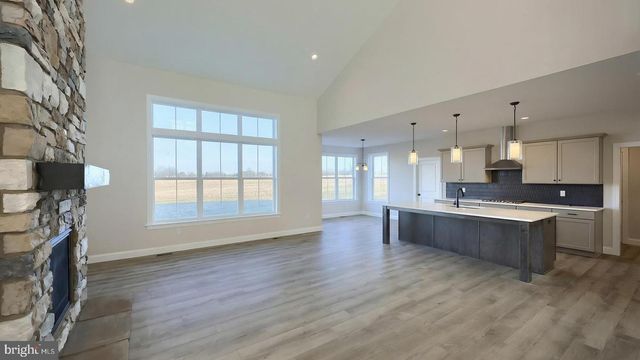 122 ALEXANDRIA DR, Annville, PA 17003