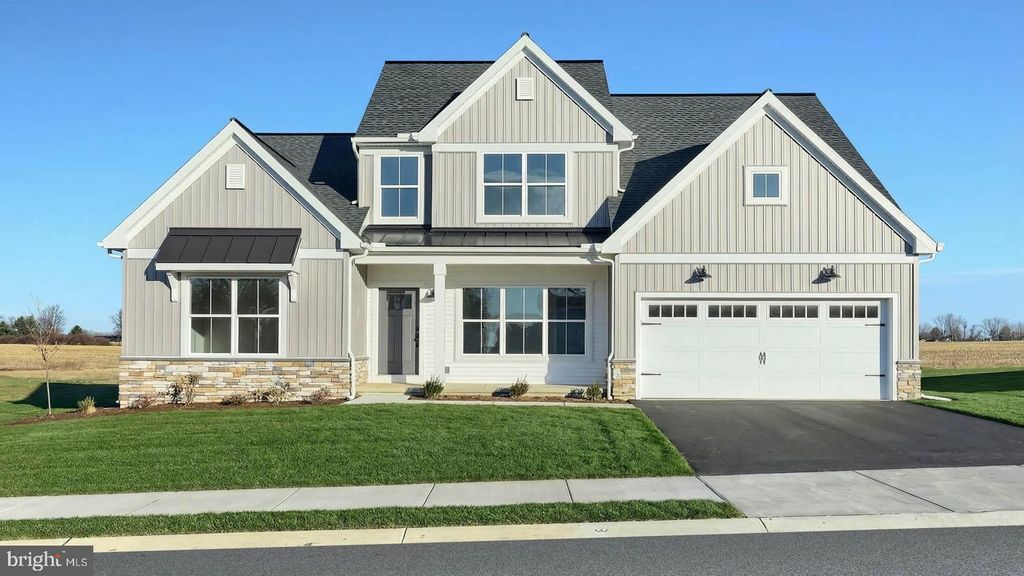 122 ALEXANDRIA DR, Annville, PA 17003