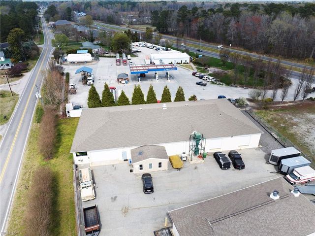 2521 Hayes RD, Hayes, VA 23072