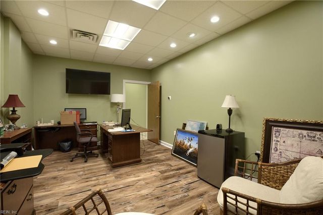 2521 Hayes RD, Hayes, VA 23072