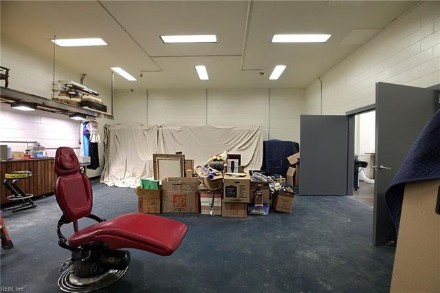 2521 Hayes RD, Hayes, VA 23072