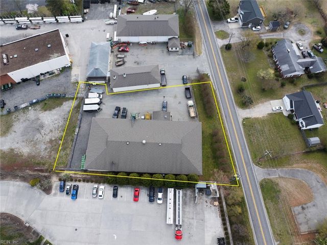 2521 Hayes RD, Hayes, VA 23072