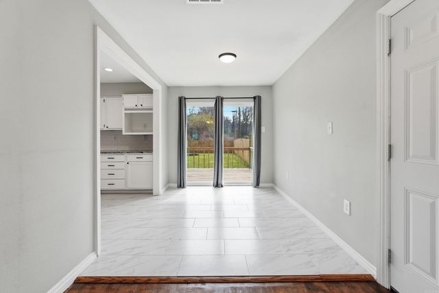 8915 Cloverhill Road, Little Rock, AR 72205