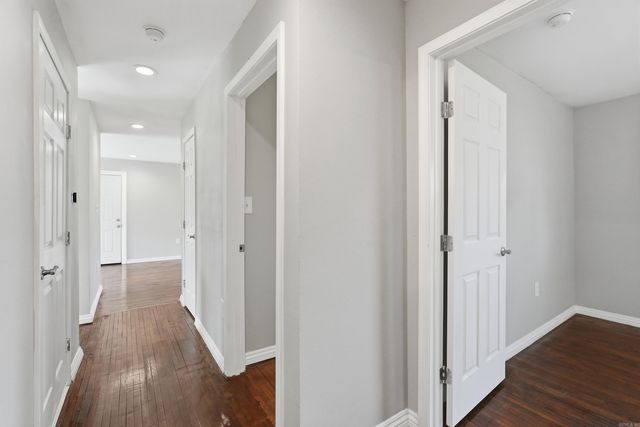 8915 Cloverhill Road, Little Rock, AR 72205